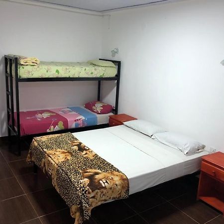 Iguazu Apart Hostel Πουέρτο Ιγκουασού Εξωτερικό φωτογραφία